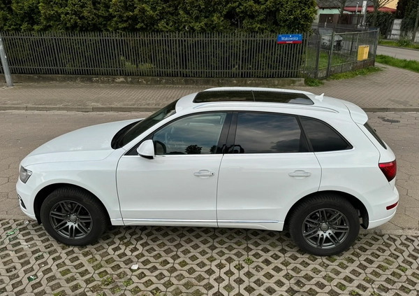 Audi Q5 cena 78500 przebieg: 81039, rok produkcji 2015 z Warszawa małe 277